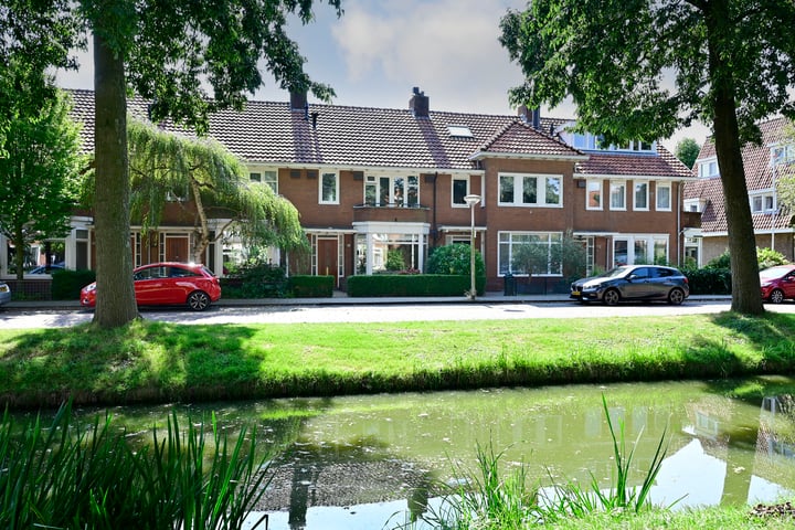 Catharina van Clevepark 89 in Amstelveen foto