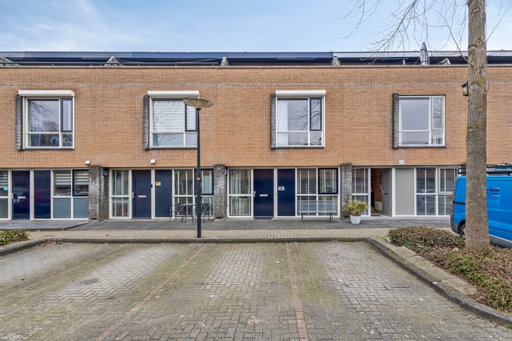 Catharina van Rennesstraat 12 in Deventer foto