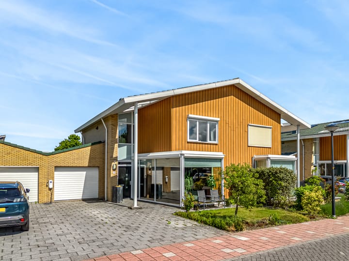 Cato van der Pijlland 21 in Heerhugowaard foto