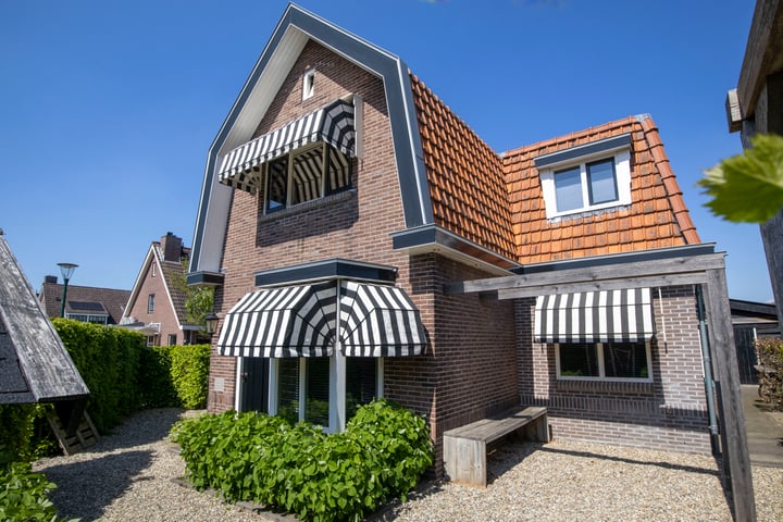 Cederlaan 1 in Veenendaal foto