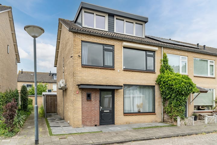 Foto van woning Cederstraat 14, Waalwijk