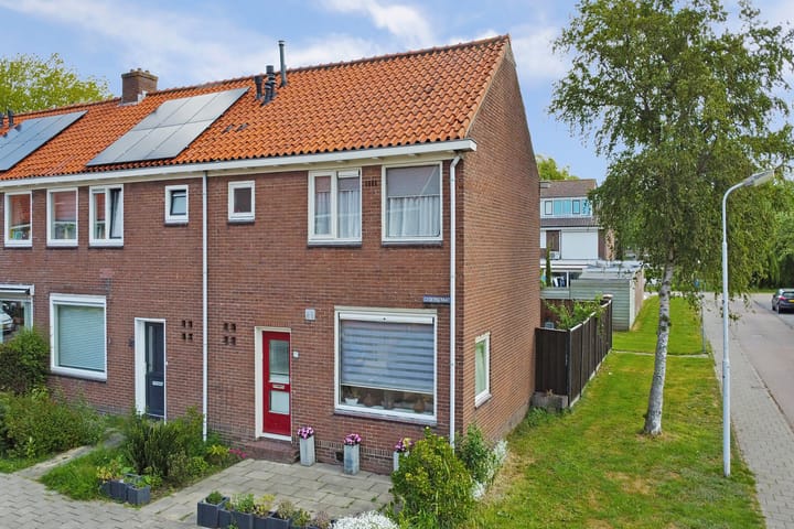 Cederstraat 22 in Zaandam foto