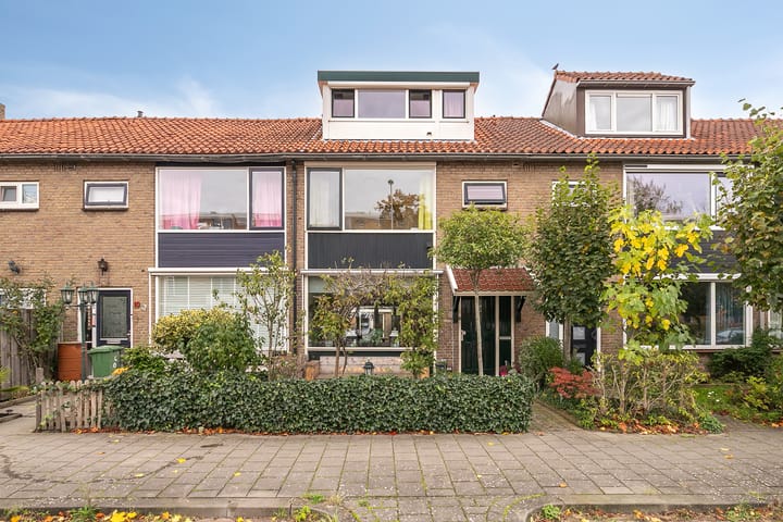 Cederstraat 8 in Alphen aan den Rijn foto