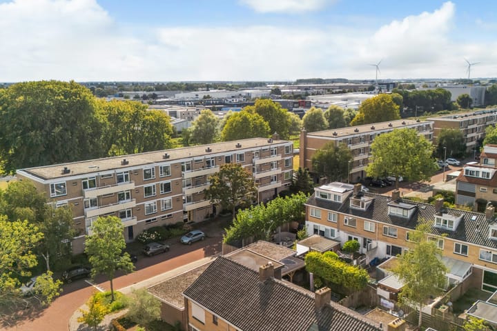 Cederstraat 81 in Alphen aan den Rijn foto