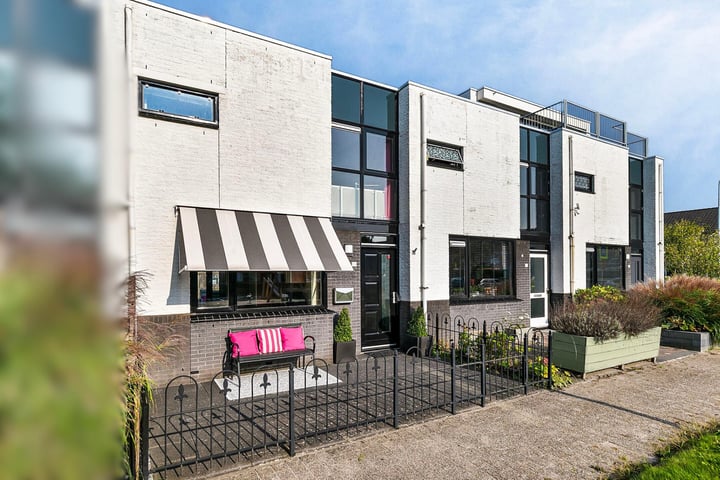 Cees Buddingh'hof 86 in Hoorn