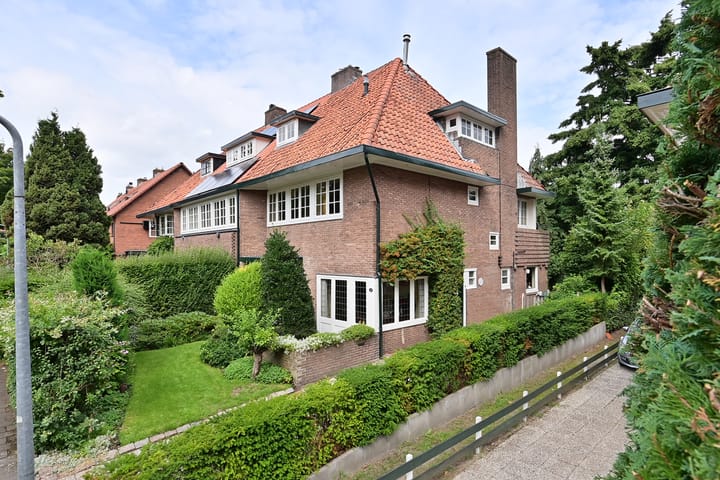 Foto van woning Celebeslaan 14, Hilversum