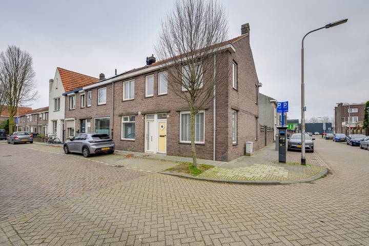 Celebesstraat 74 in Tilburg foto