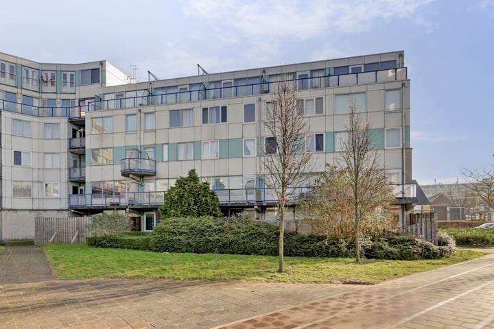 Celsiusstraat 37 in Schiedam foto
