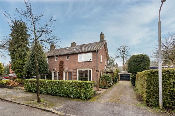 Ceramstraat 3 in Amersfoort foto