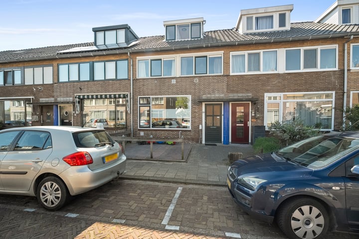 Ceramstraat 30 in Den Helder foto