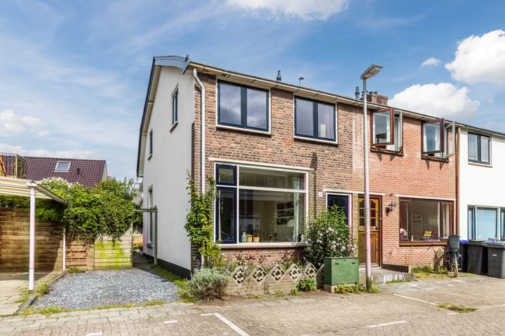 Cereslaan 24 in Bussum