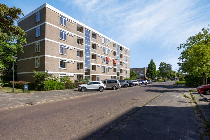 César Franckstraat 8 in Leiden foto