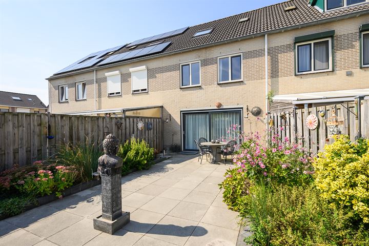 Cesar Franckweg 22 in Almere foto