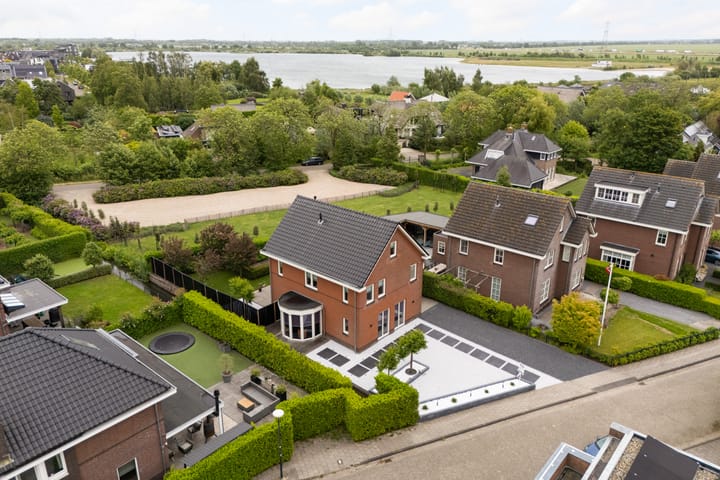 Champagnegaard 22 in Woerden foto