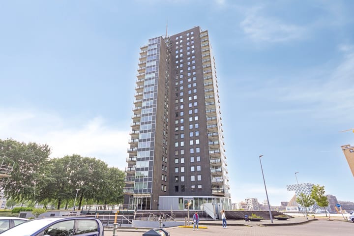 Charloisse Hoofd 61B in Rotterdam foto