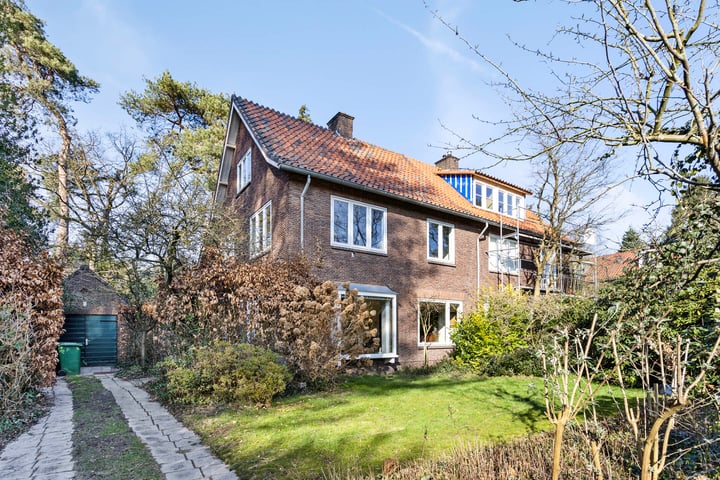 Charlotte de Bourbonlaan 23 in Zeist foto