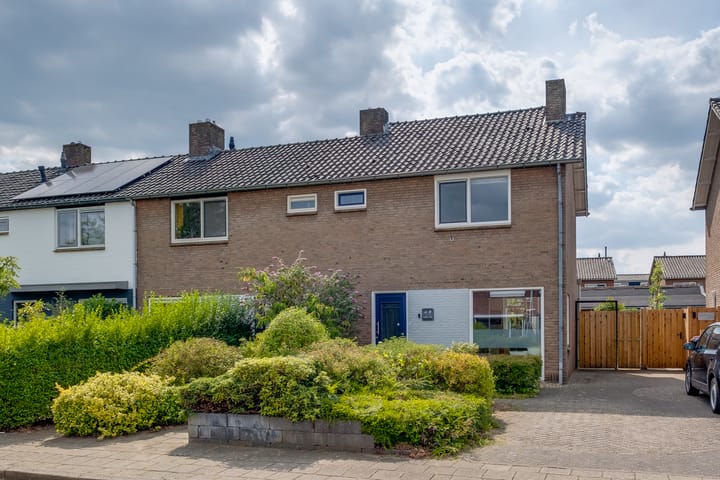 Charlotte de Bourbonlaan 30 in Lochem