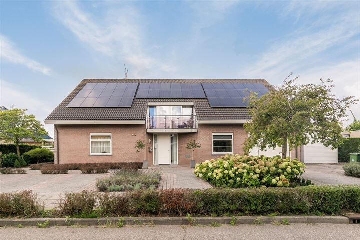 Charlotte de Bourbonlaan 9 in Zierikzee foto