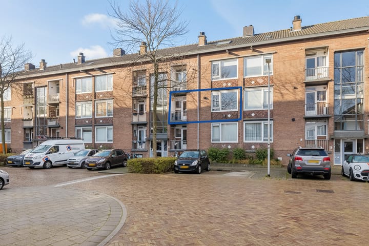 Charlotte de Bourbonstraat 28 in Alphen aan den Rijn foto