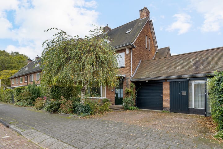 Charlotte van Montpensierlaan 69 in Amstelveen