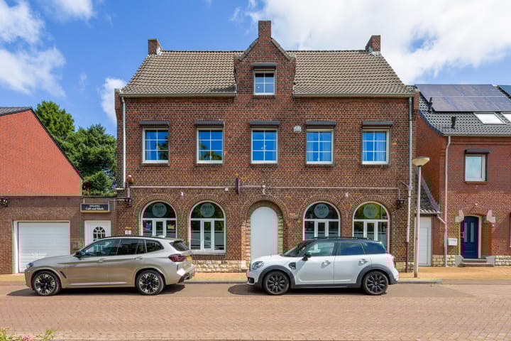 Chevremontstraat 68 in Kerkrade foto