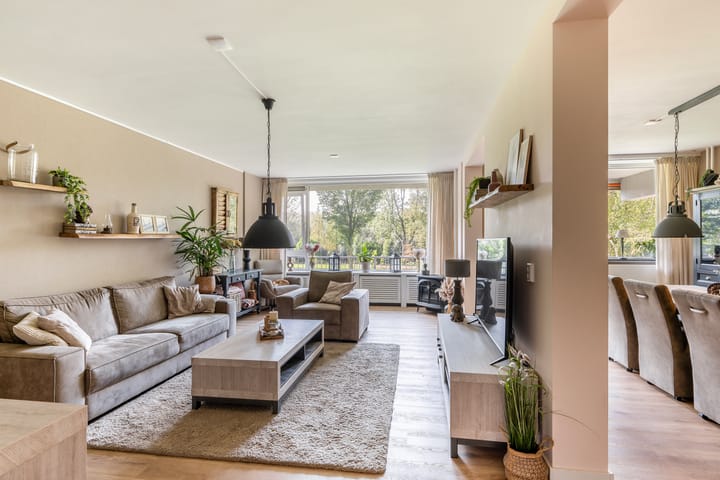 Chopinplein 45 in Schiedam foto