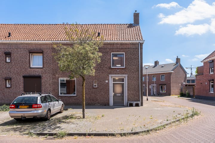 Christiaan Huygensstraat 48b in Tilburg foto