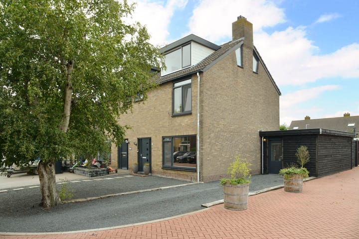 Chrysantenstraat 23 in Noorden foto