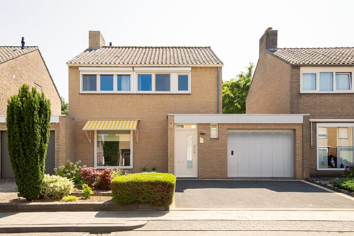 Churchillstraat 6 in Urmond