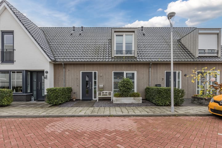 Citadel 9 in Steenbergen foto