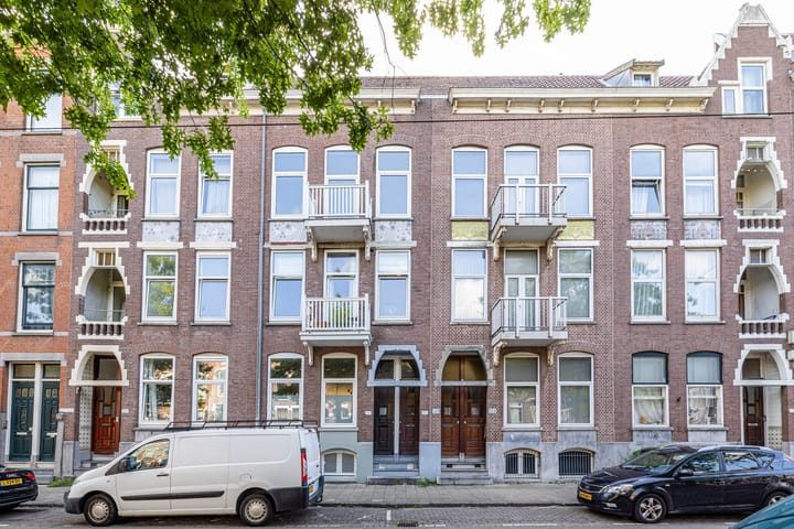 Claes de Vrieselaan 54B-02 in Rotterdam foto