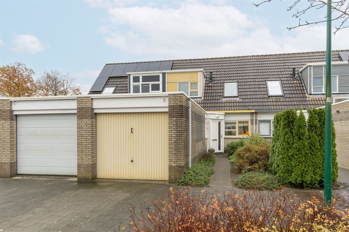 Clara Peeterslaan 59 in Bilthoven foto