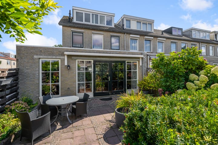 Foto van woning Clare Lennartstraat 13, Zaandam