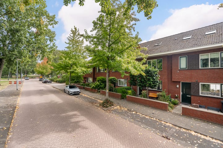 Claudius Civilislaan 7 in Vlaardingen foto