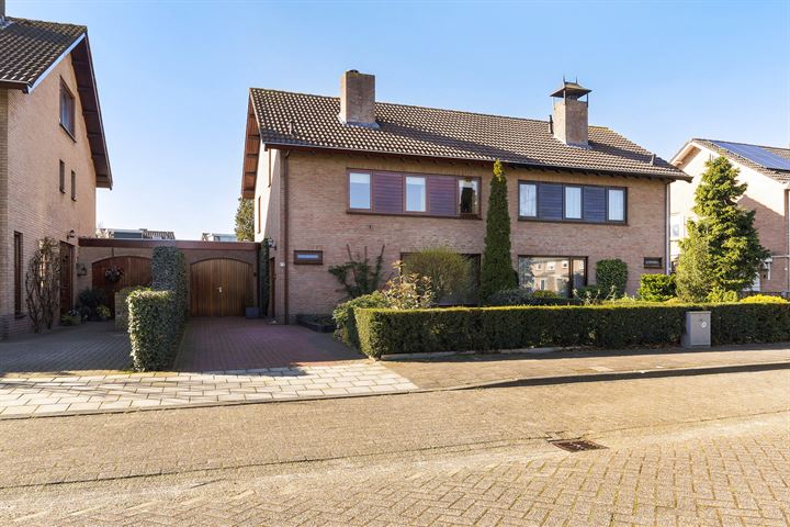 Clauslaan 13 in Vlijmen foto