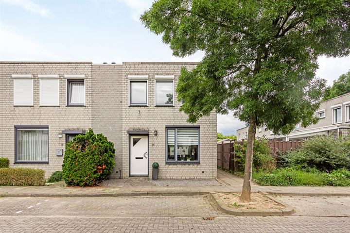 Clematisbeemd 11 in Maastricht foto