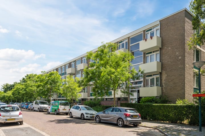 Clematislaan 20 in Oegstgeest foto