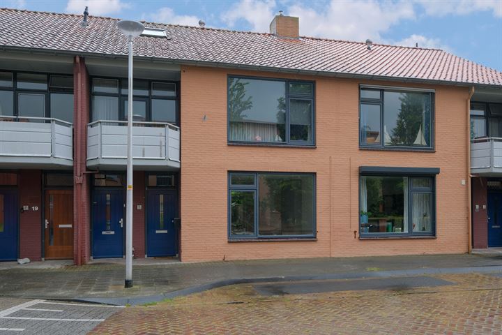 Clematisstraat 15 in Almelo foto