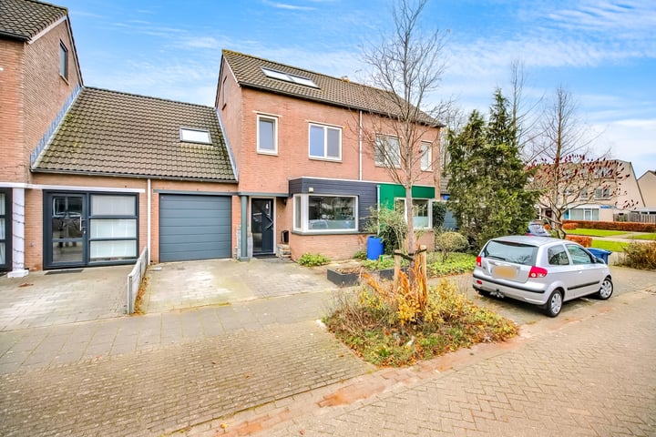 Cliviastraat 4 in Almere foto