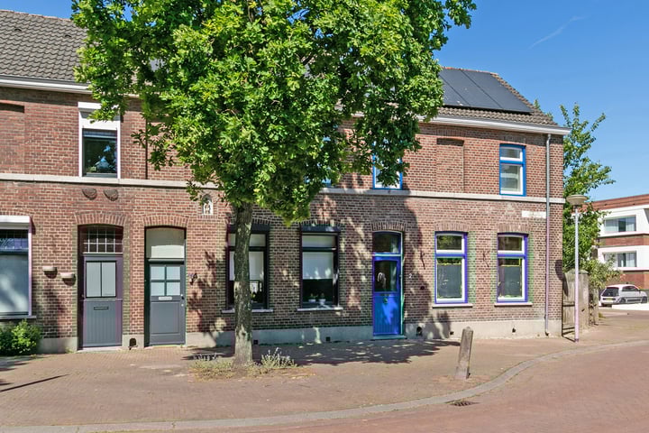 Coenraad Abelsstraat 4 in Weert foto