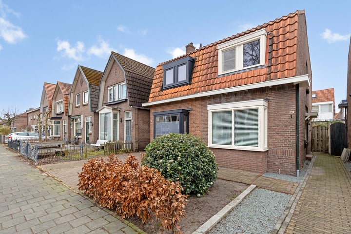 Comm d Vos v Steenwijklaan 61 in Meppel foto