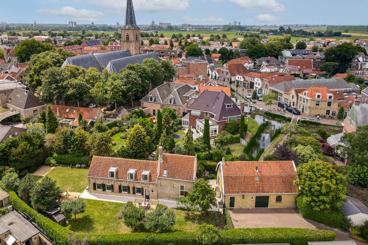 Commandeurshof 1 in Maasland foto