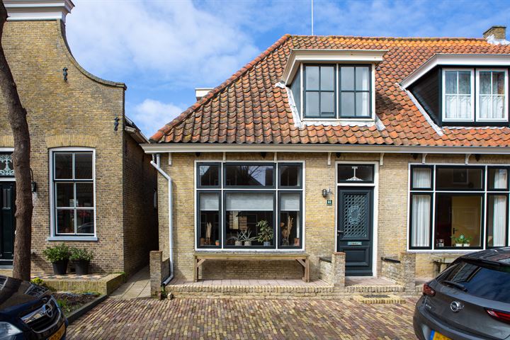 Commandeurstraat 44 in West-Terschelling foto