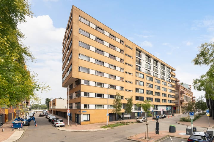 Cor Kieboomplein 154 in Rotterdam