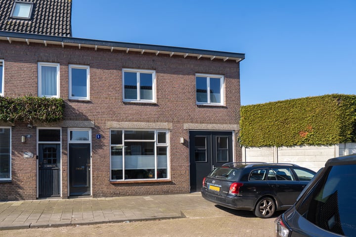 Cornelis de Vriendtstraat 9 in Tilburg foto