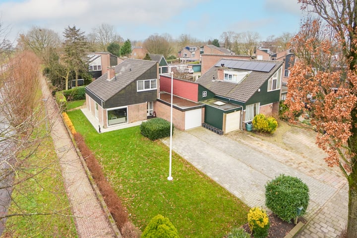 Cornelis Haringhuizenlaan 40 in Midwoud foto
