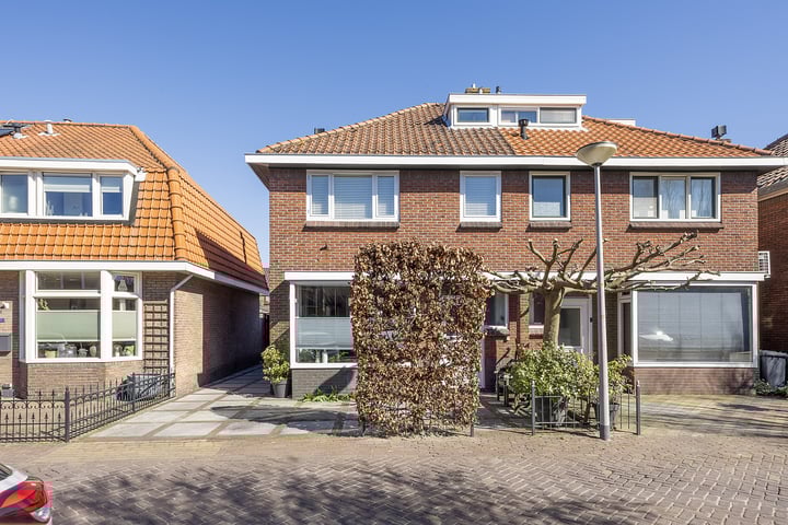 Cornelis Matersweg 82 in Beverwijk foto