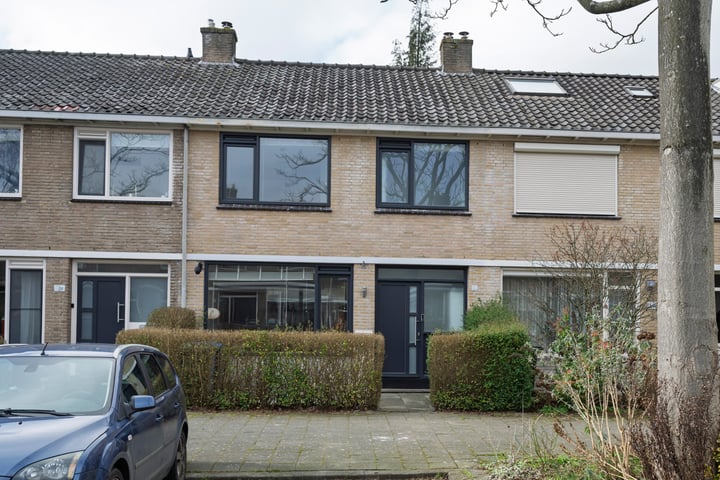 Cornelis Outshoornstraat 21 in Rotterdam foto