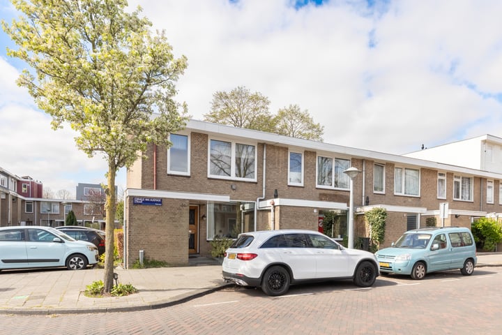 Cornelis van Alkemadestraat 74 in Amsterdam