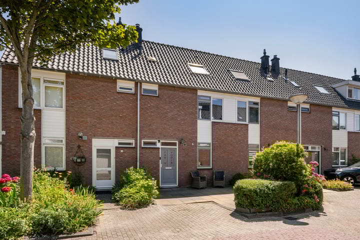 Cort van der Lindenstraat 14 in Naaldwijk foto